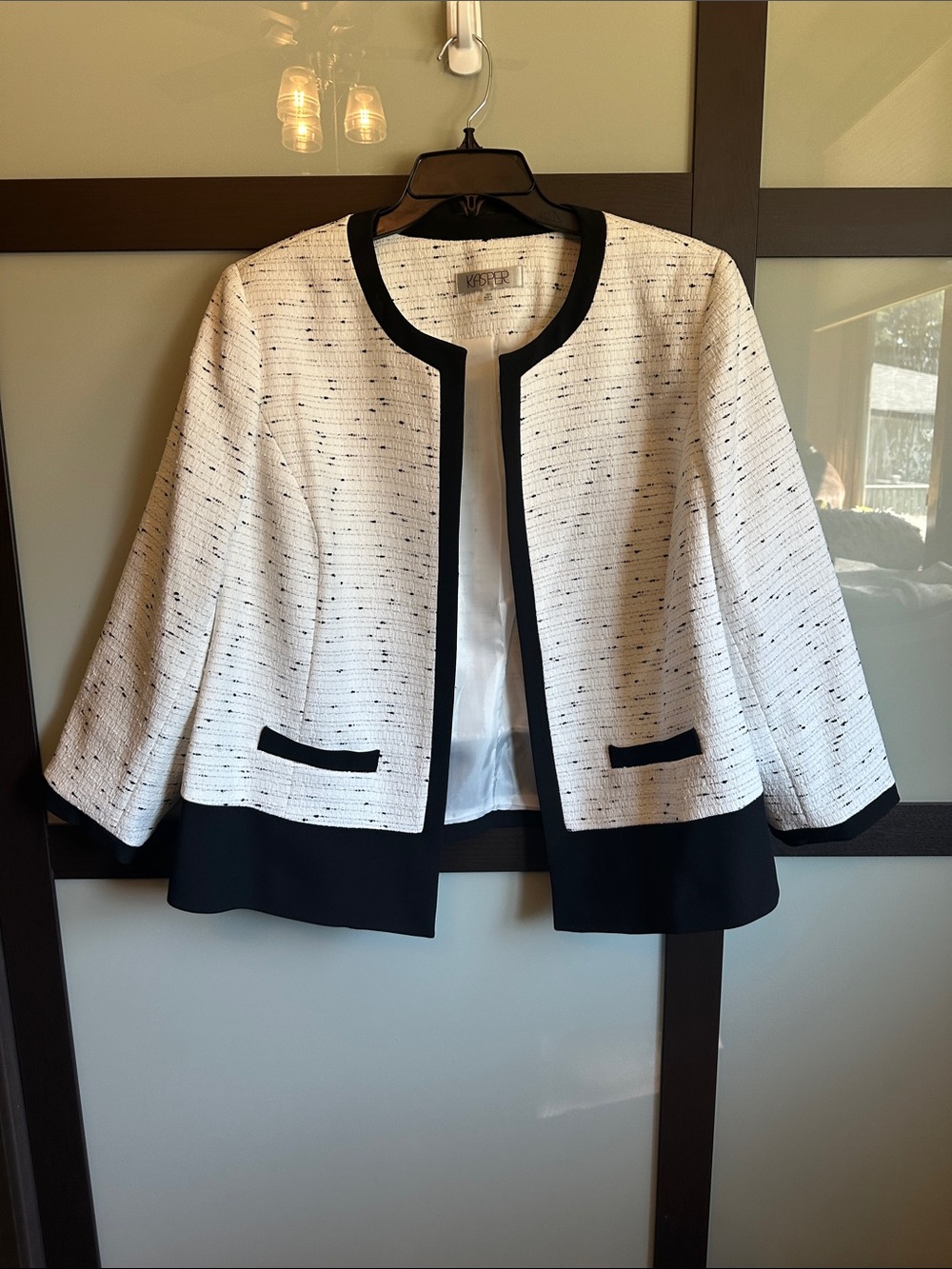 Kasper 2 piece suit set Black and White Tweed Size 18W. - Picture 6 of 8